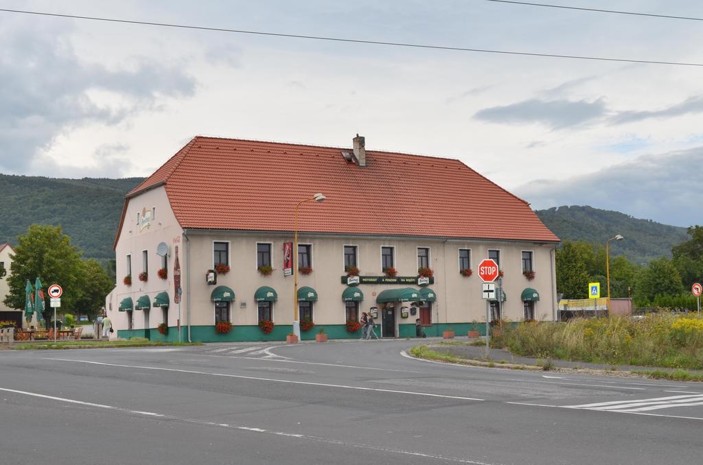 Motorest Penzion Na Bojisti Chlumec  Kültér fotó